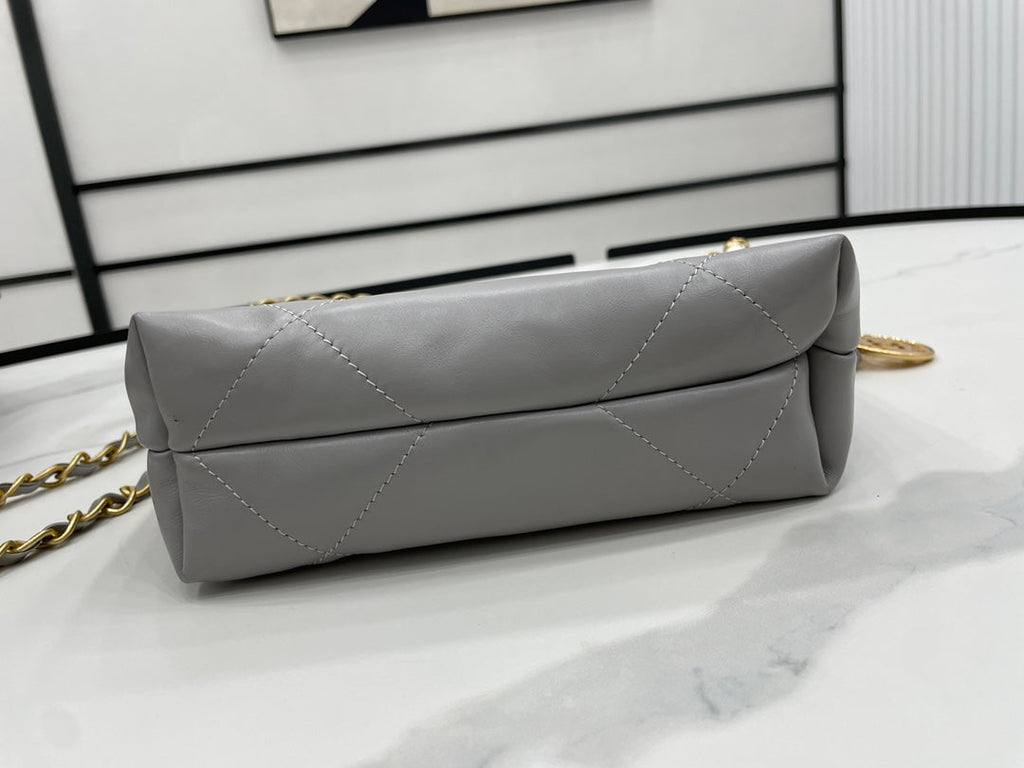 Chanel - Luxury Bag - CHL - 472