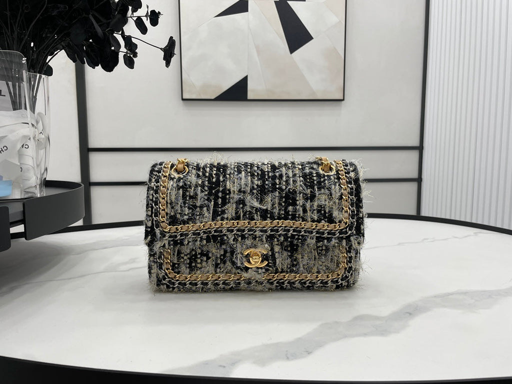 Chanel - Luxury Bag - CHL - 513