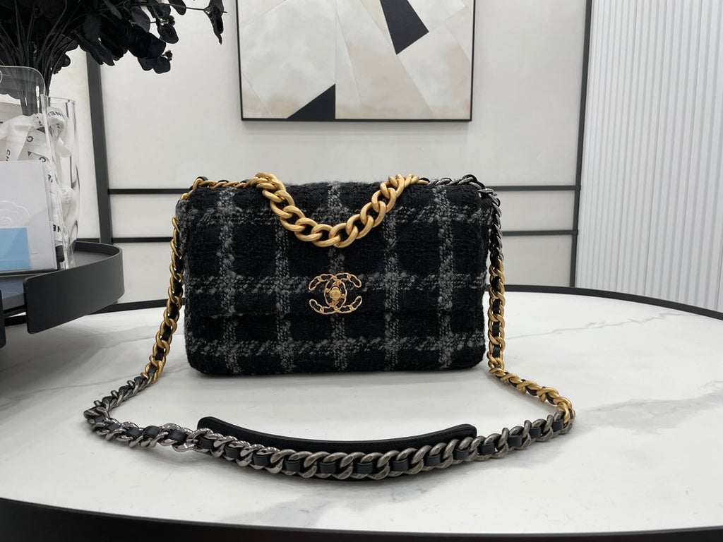 Chanel - Luxury Bag - CHL - 486