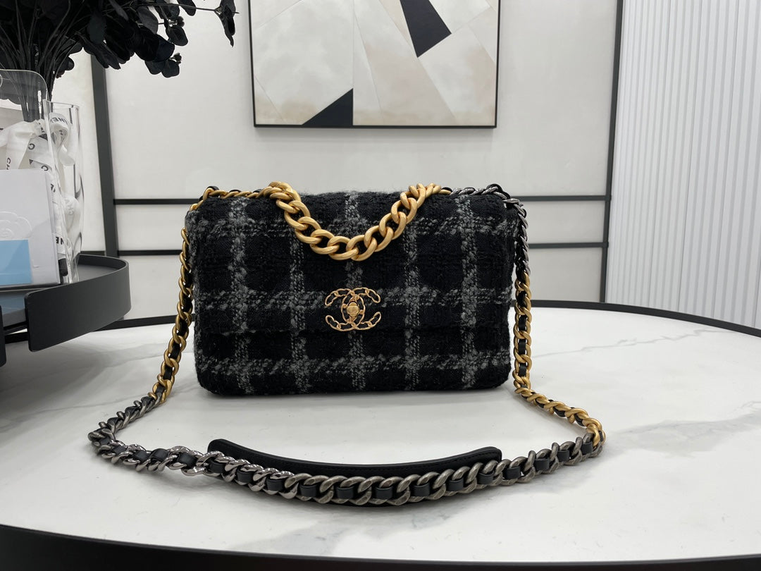 Chanel - Luxury Bag - CHL - 486
