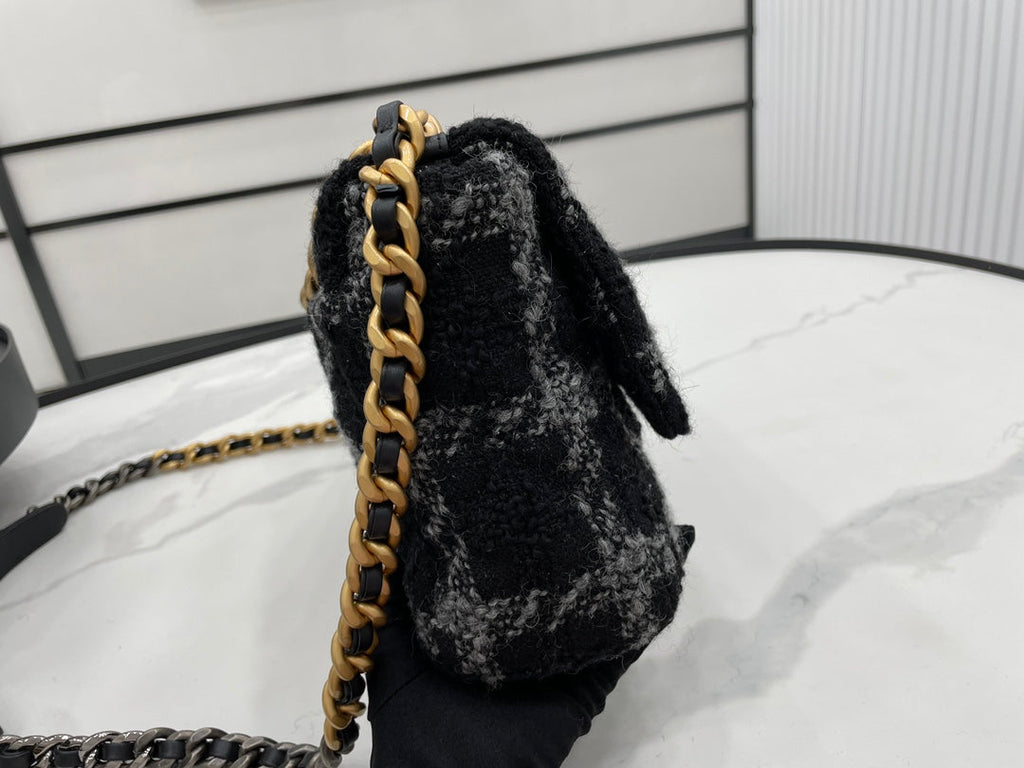 Chanel - Luxury Bag - CHL - 486