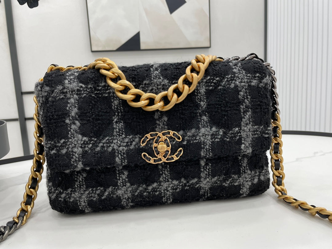 Chanel - Luxury Bag - CHL - 486