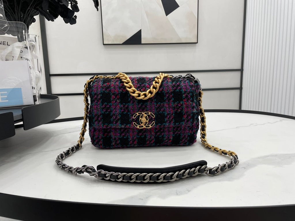 Chanel - Luxury Bag - CHL - 489