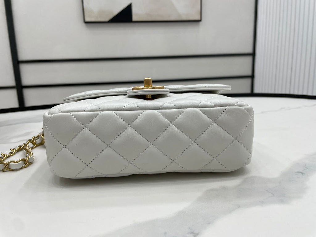 Chanel - Luxury Bag - CHL - 461