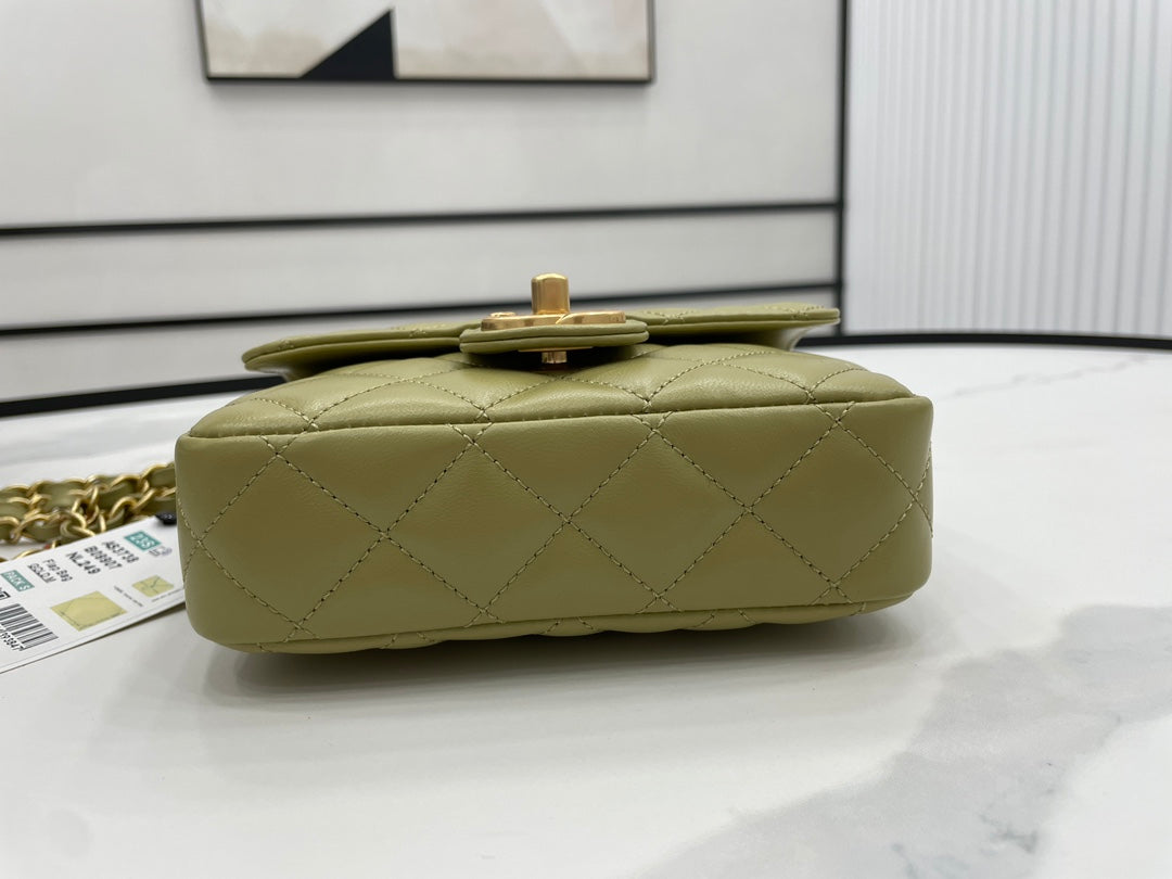 Chanel - Luxury Bag - CHL - 462
