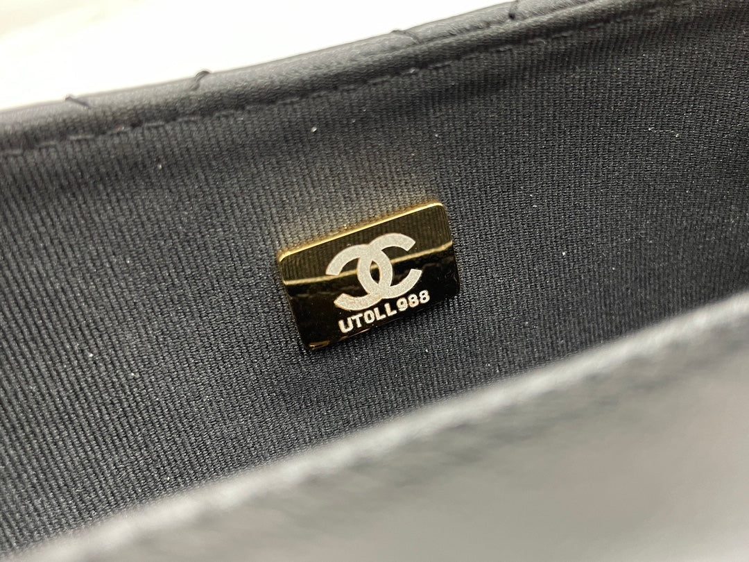 Chanel - Luxury Bag - CHL - 464