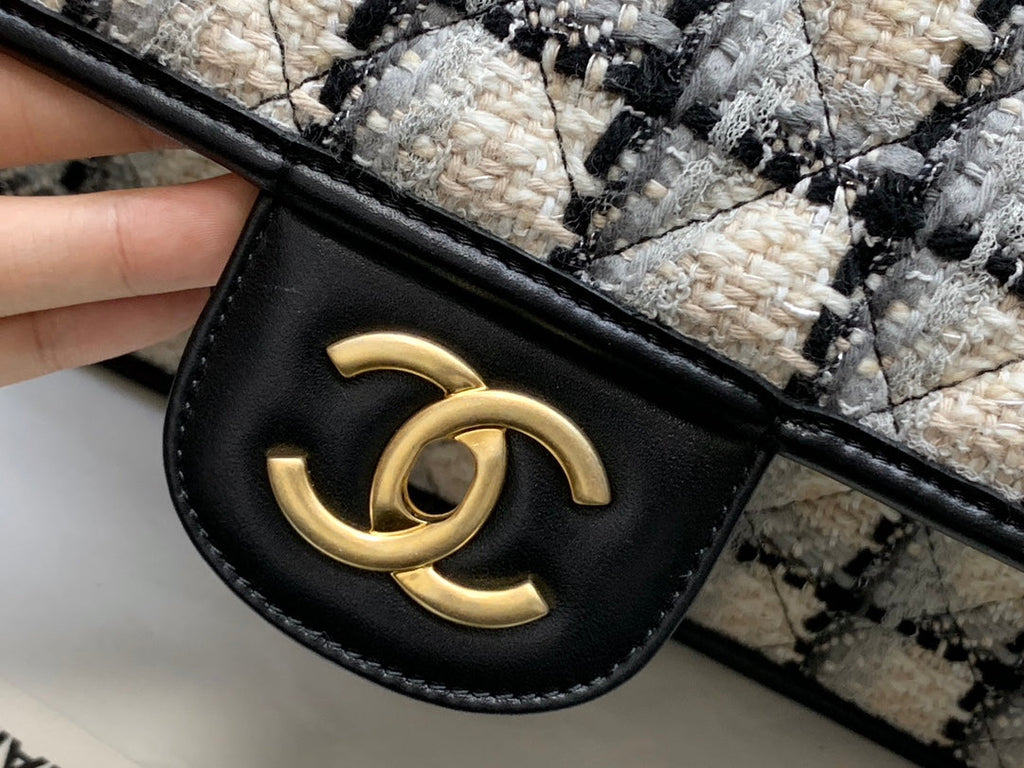 Chanel - Luxury Bag - CHL - 433