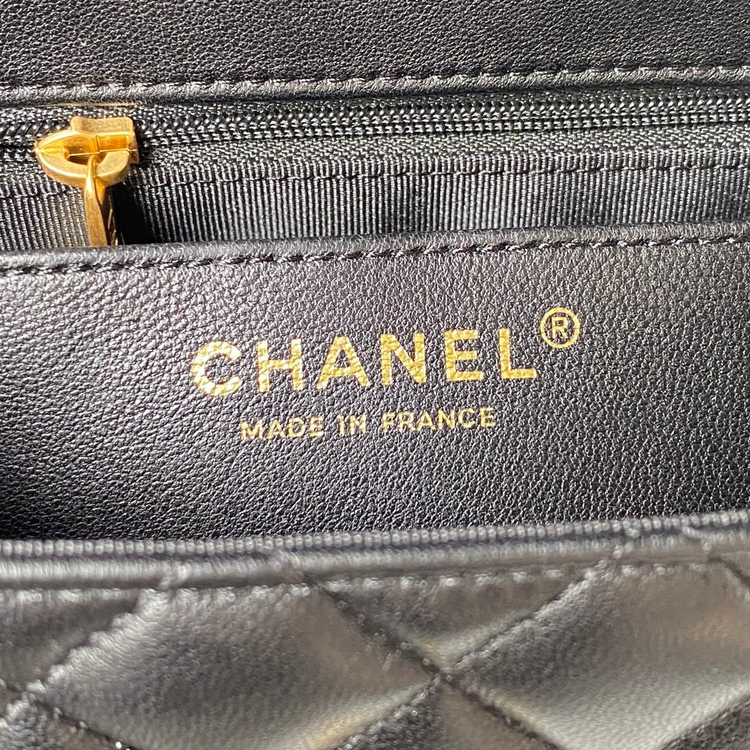 Chanel - Luxury Bag - CHL - 423