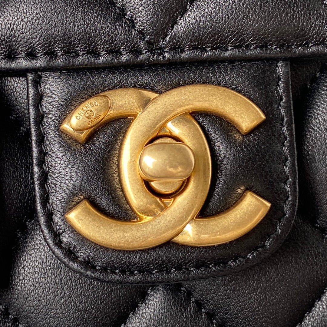 Chanel - Luxury Bag - CHL - 424