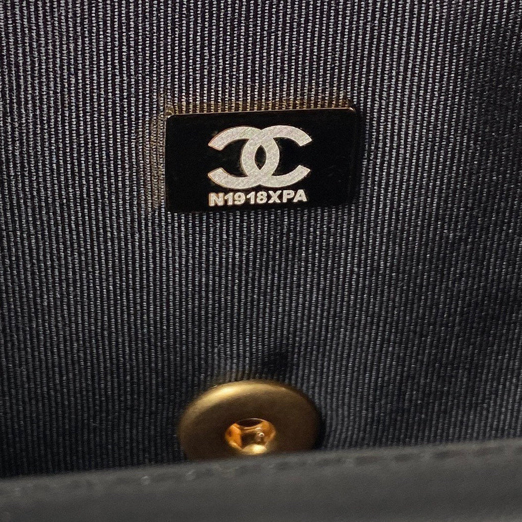 Chanel - Luxury Bag - CHL - 424