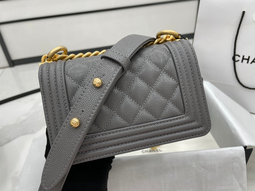 Chanel - Luxury Bag - CHL - 421