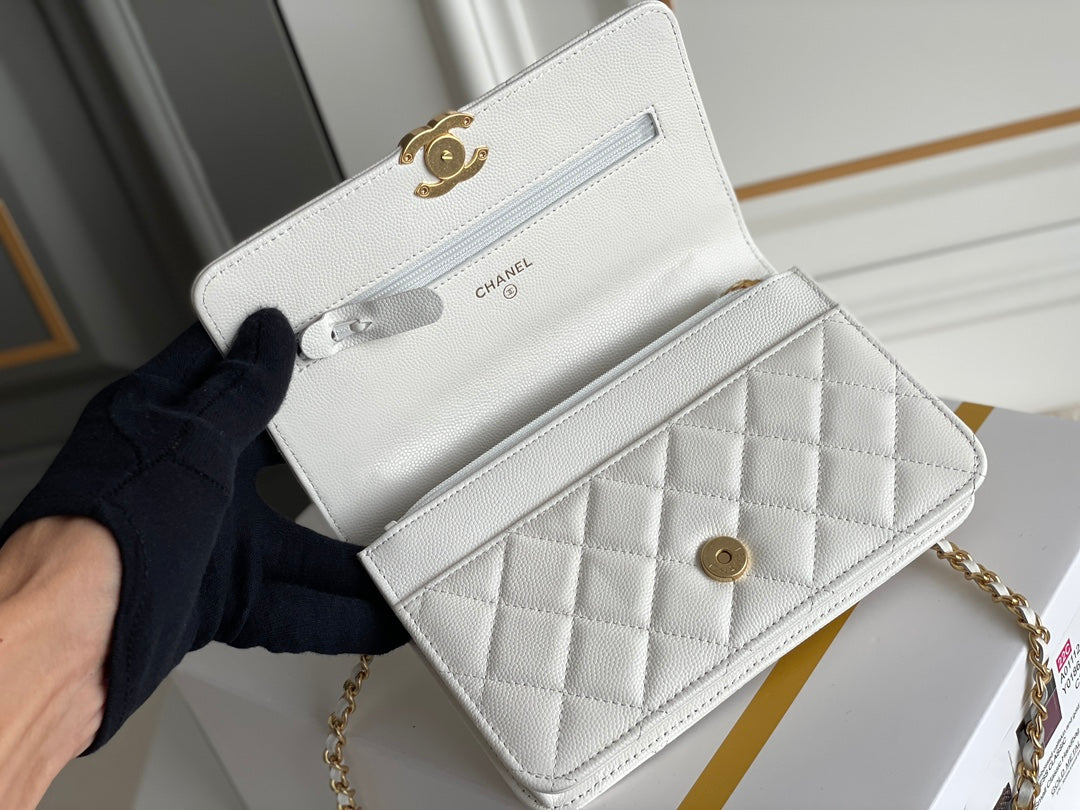 Chanel - Luxury Bag - CHL - 456