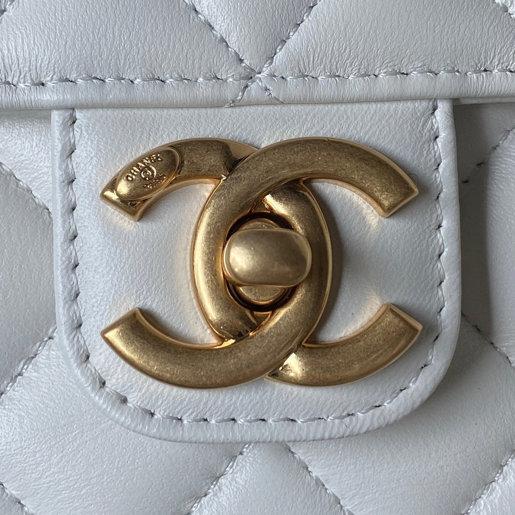 Chanel - Luxury Bag - CHL - 427