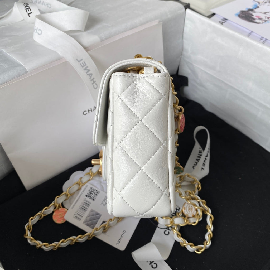 Chanel - Luxury Bag - CHL - 427