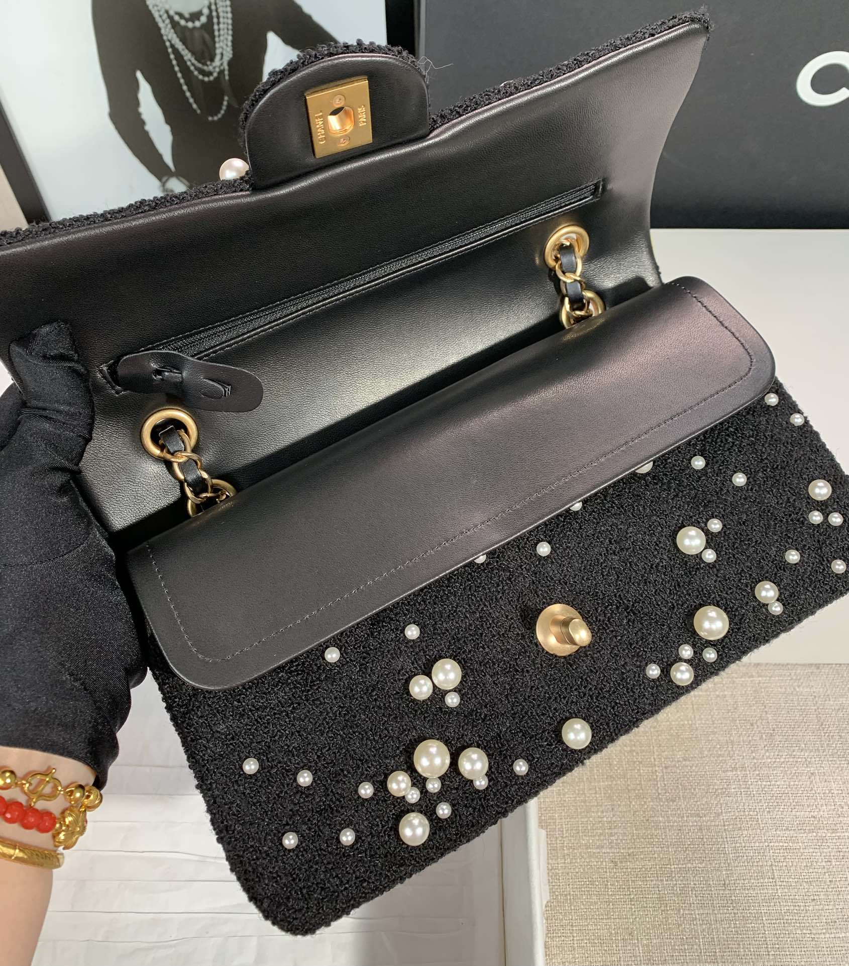 Chanel - Luxury Bag - CHL - 439