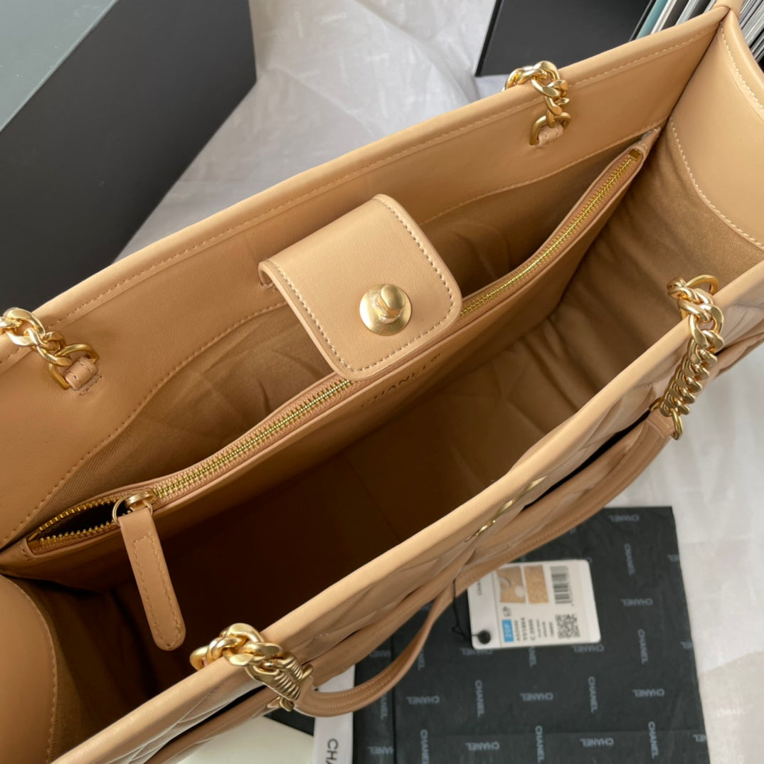 Chanel - Luxury Bag - CHL - 320