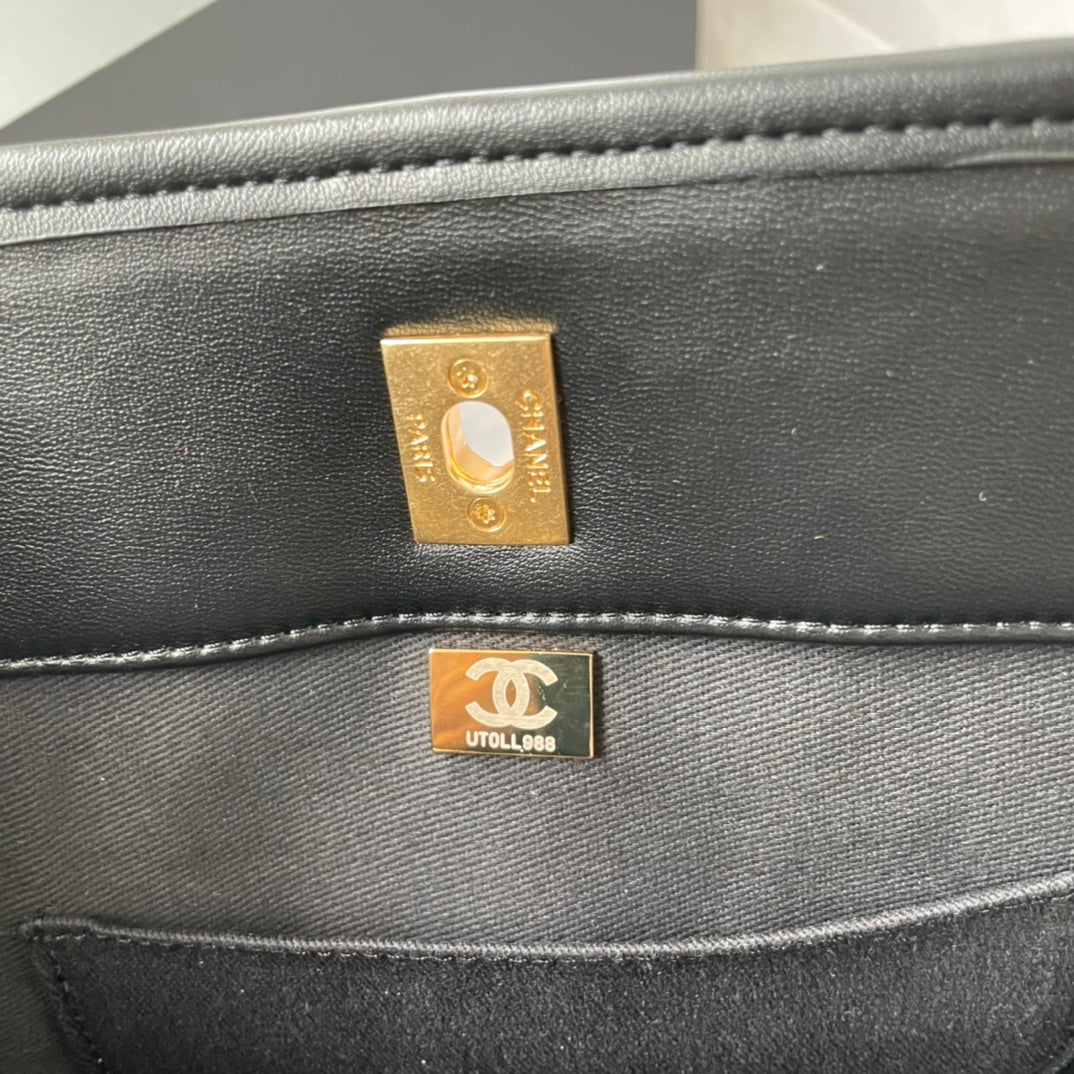 Chanel - Luxury Bag - CHL - 321