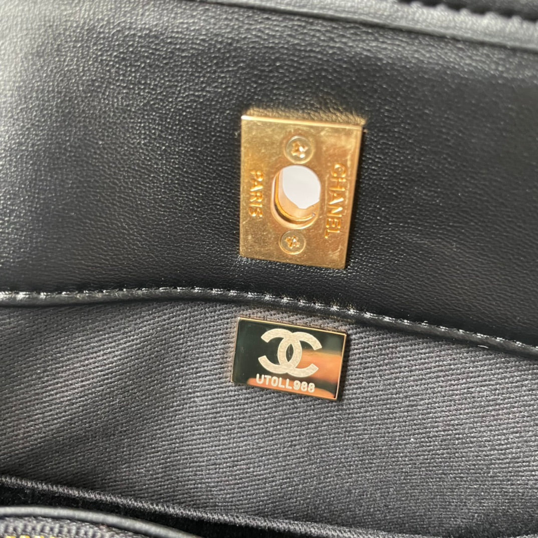 Chanel - Luxury Bag - CHL - 322