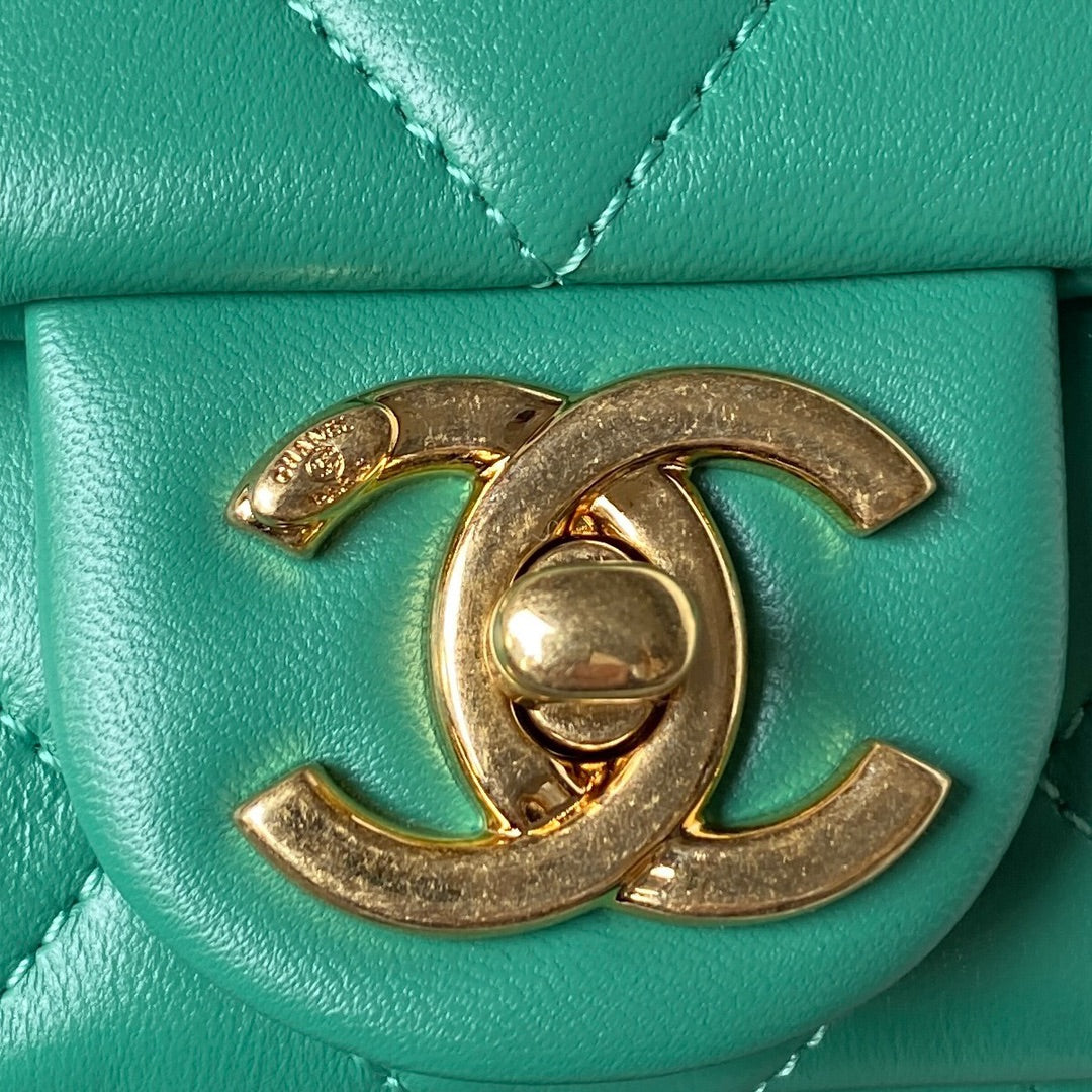Chanel - Luxury Bag - CHL - 382