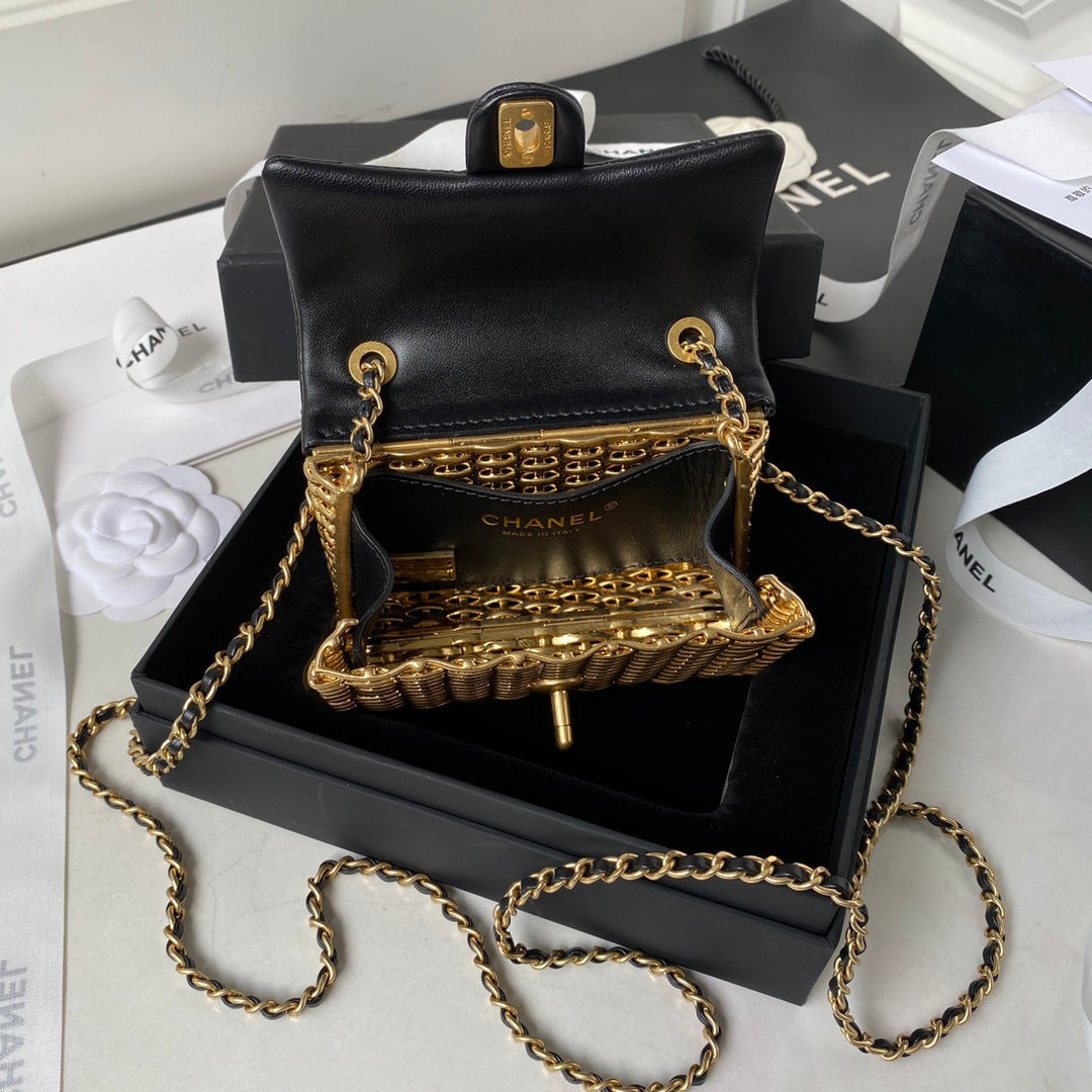 Chanel - Luxury Bag - CHL - 384