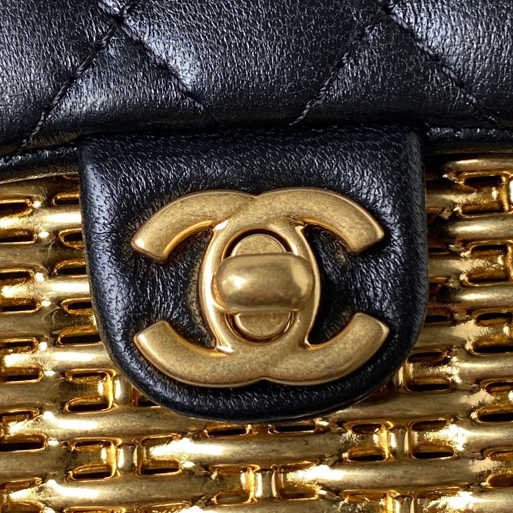 Chanel - Luxury Bag - CHL - 384