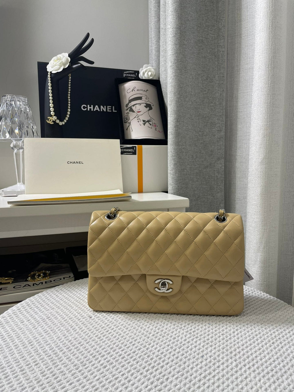 Chanel - Luxury Bag - CHL - 400