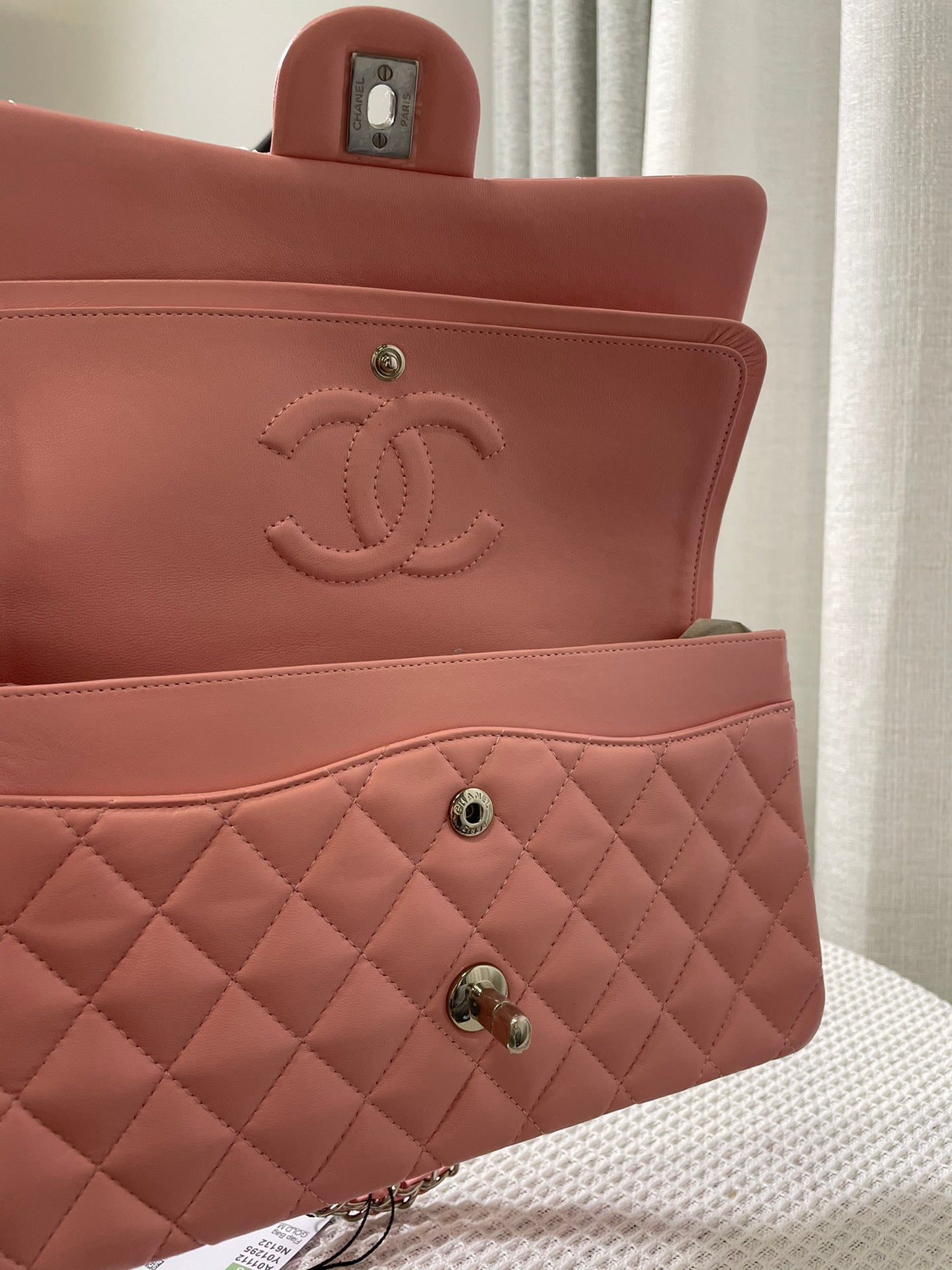Chanel - Luxury Bag - CHL - 405