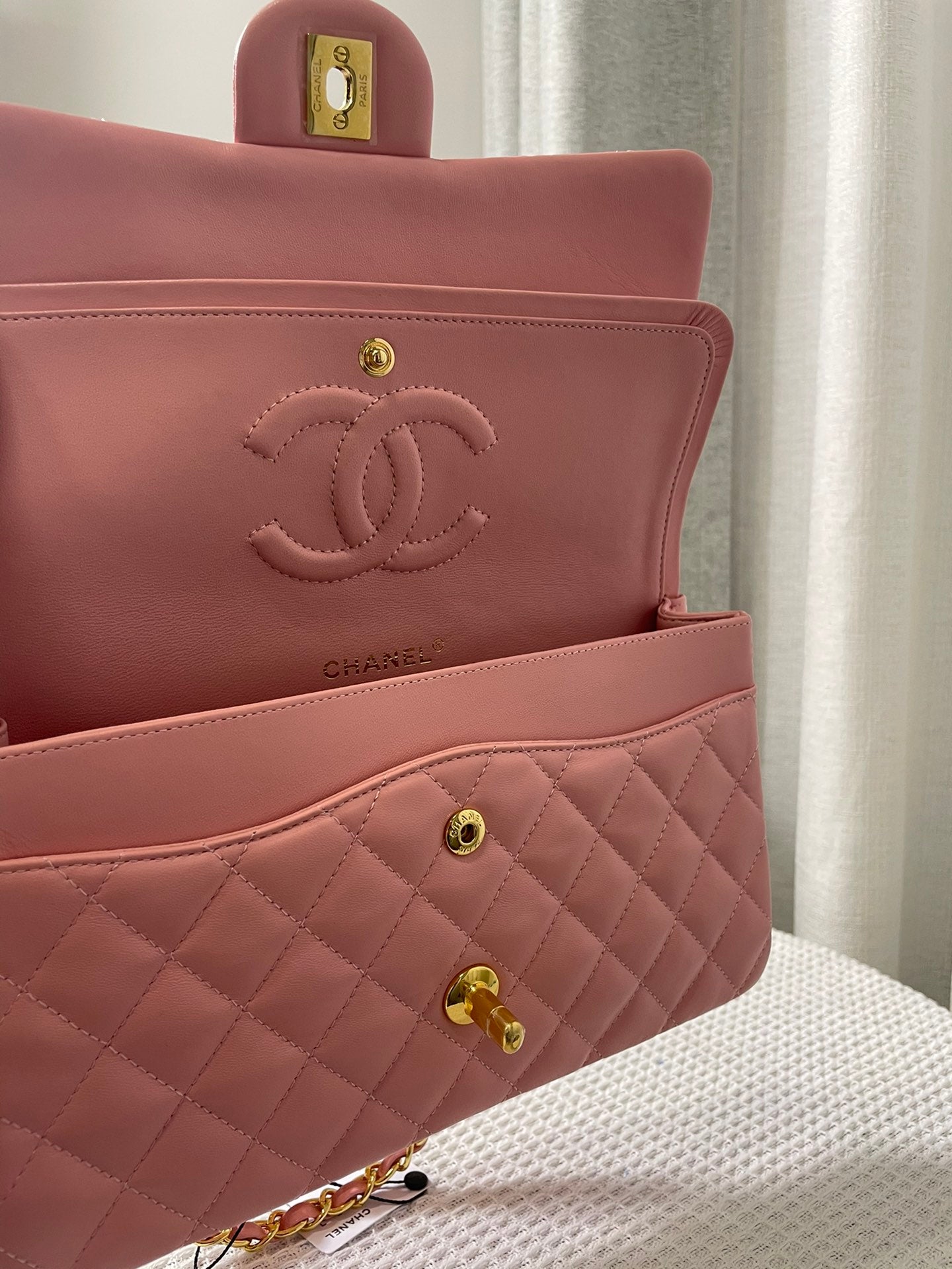 Chanel - Luxury Bag - CHL - 406