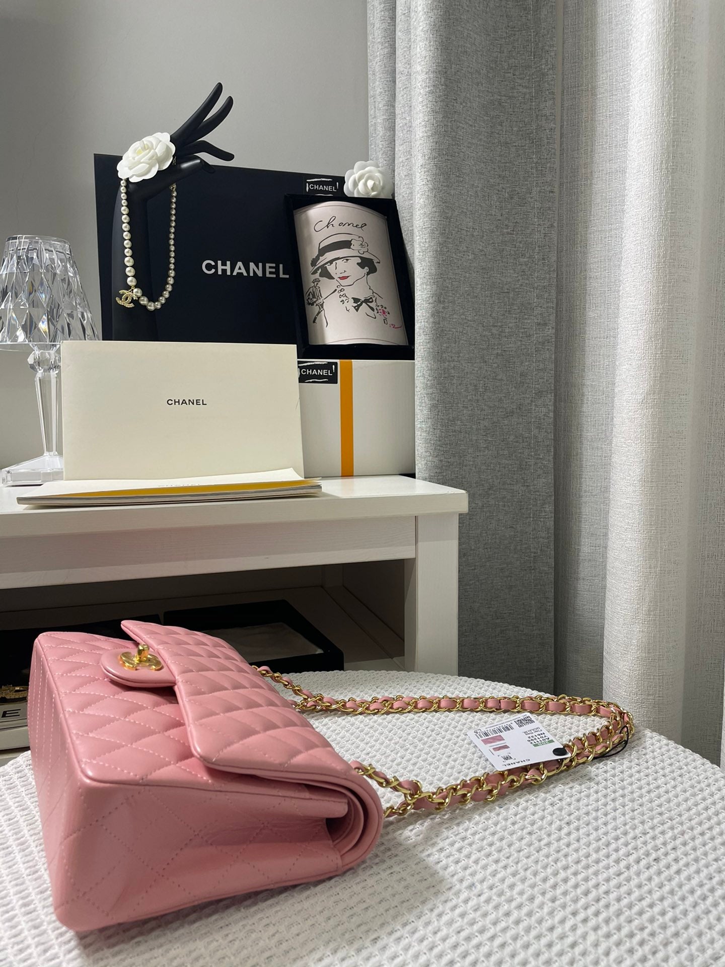 Chanel - Luxury Bag - CHL - 406