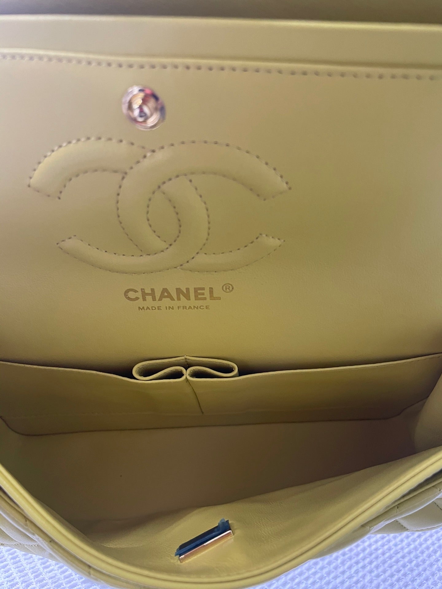 Chanel - Luxury Bag - CHL - 397