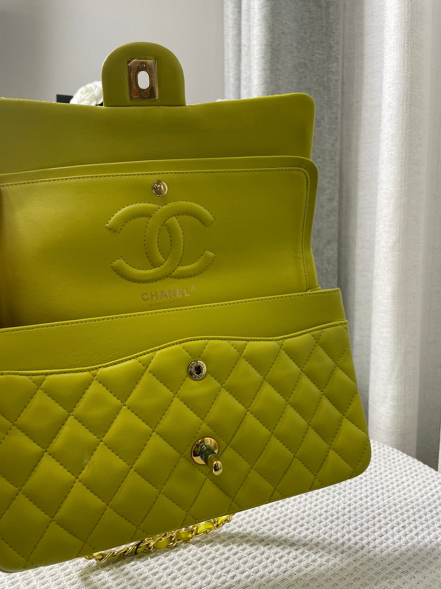 Chanel - Luxury Bag - CHL - 397