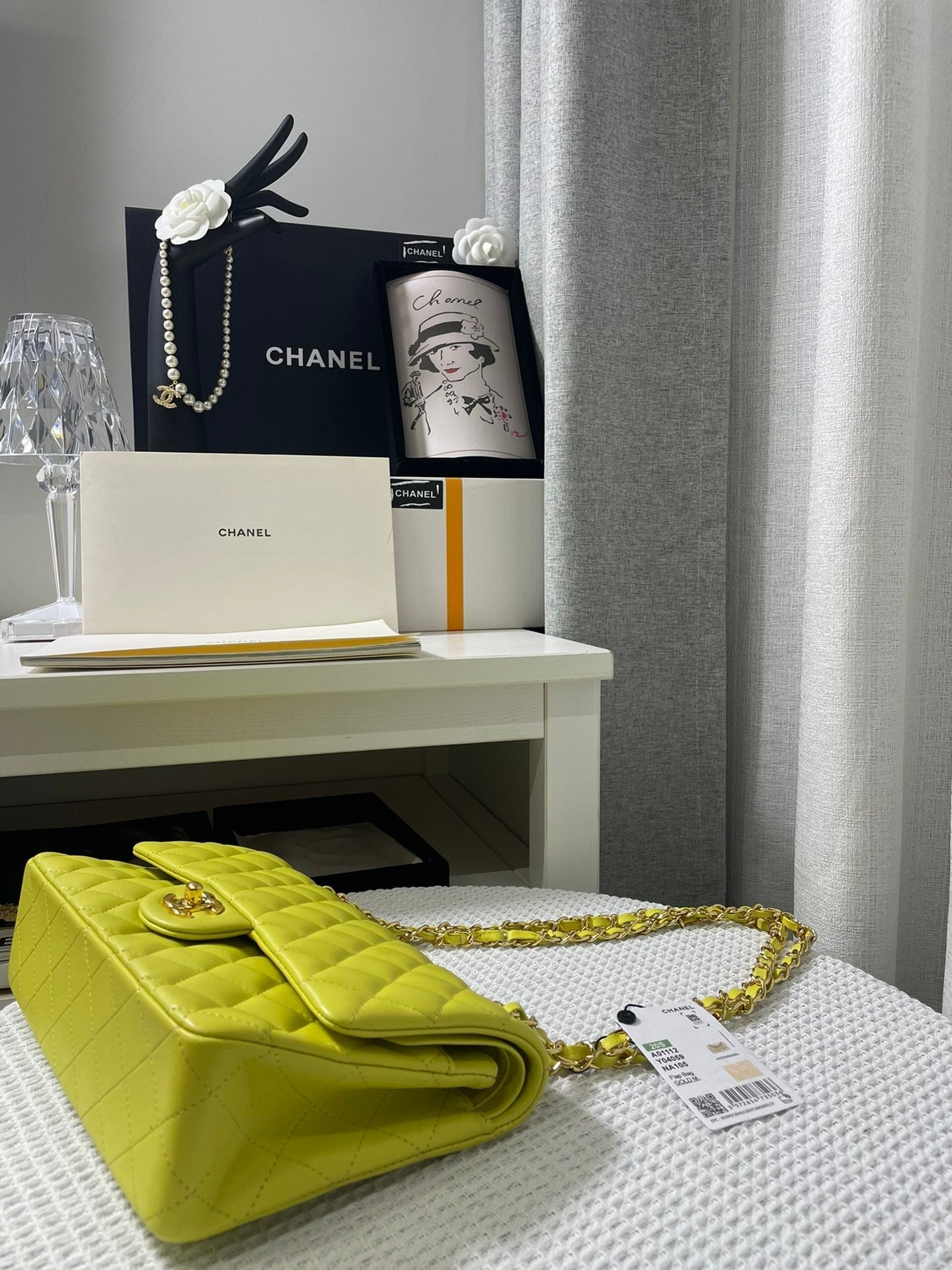 Chanel - Luxury Bag - CHL - 397