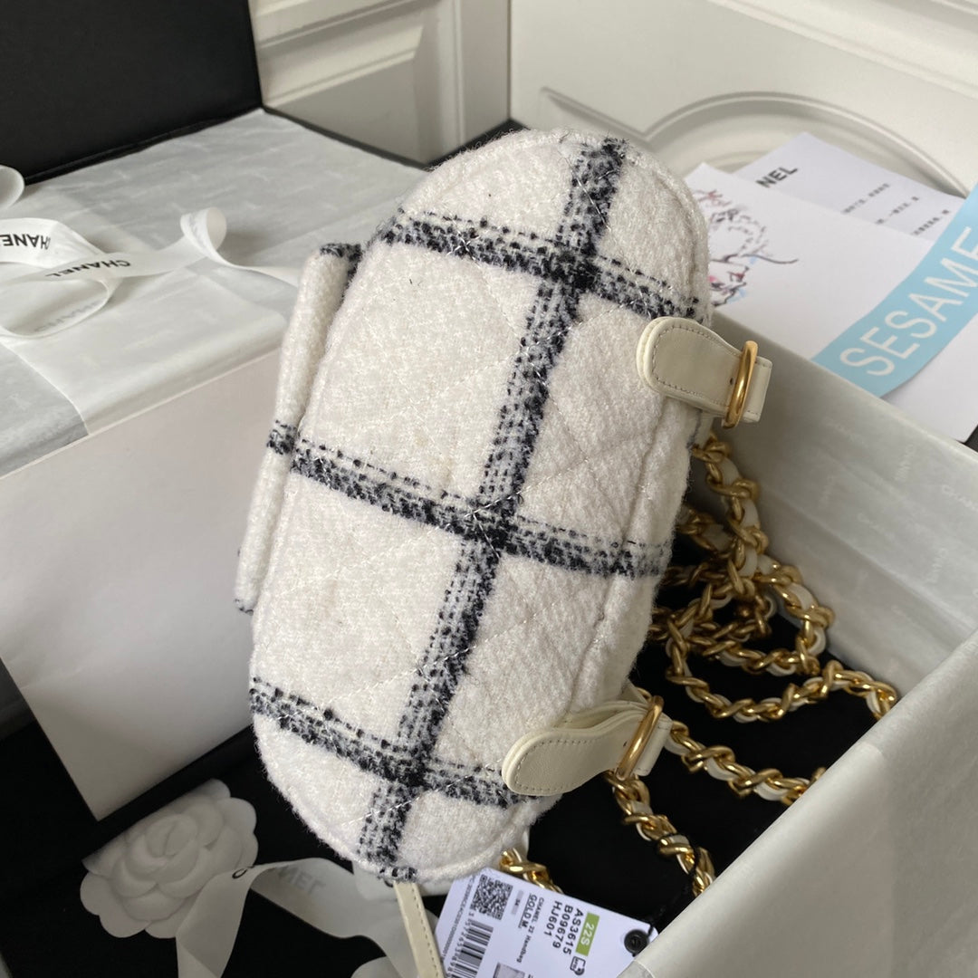 Chanel - Luxury Bag - CHL - 375