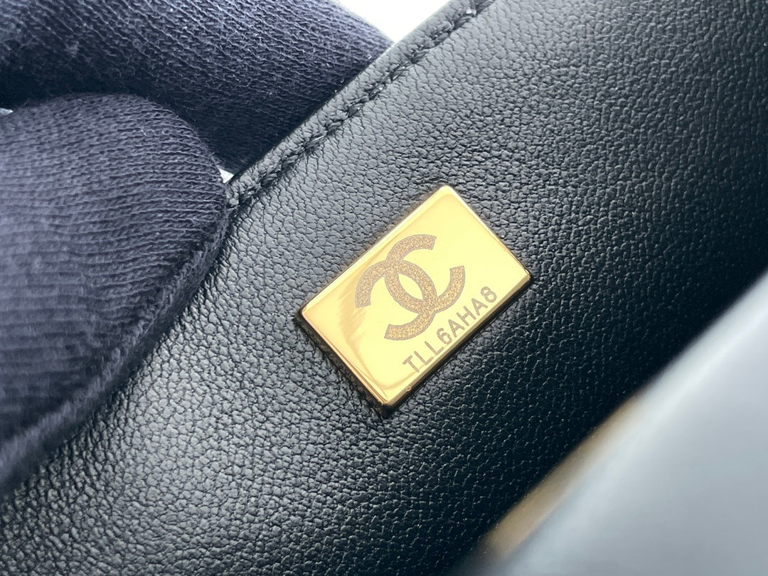 Chanel - Luxury Bag - CHL - 389