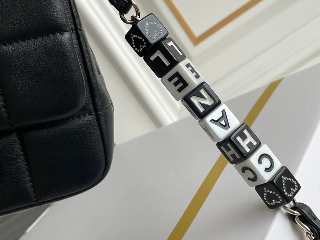 Chanel - Luxury Bag - CHL - 389