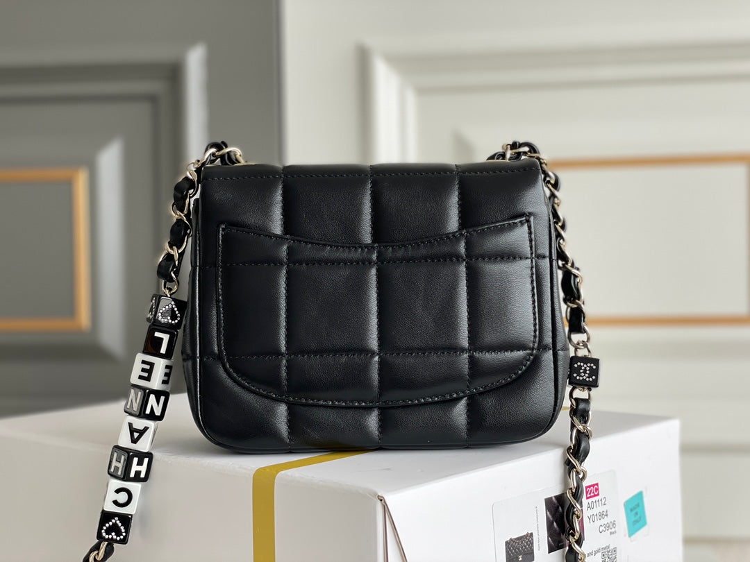 Chanel - Luxury Bag - CHL - 389
