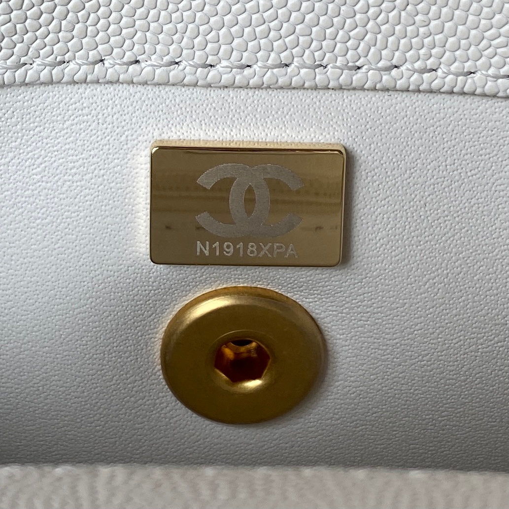 Chanel - Luxury Bag - CHL - 205