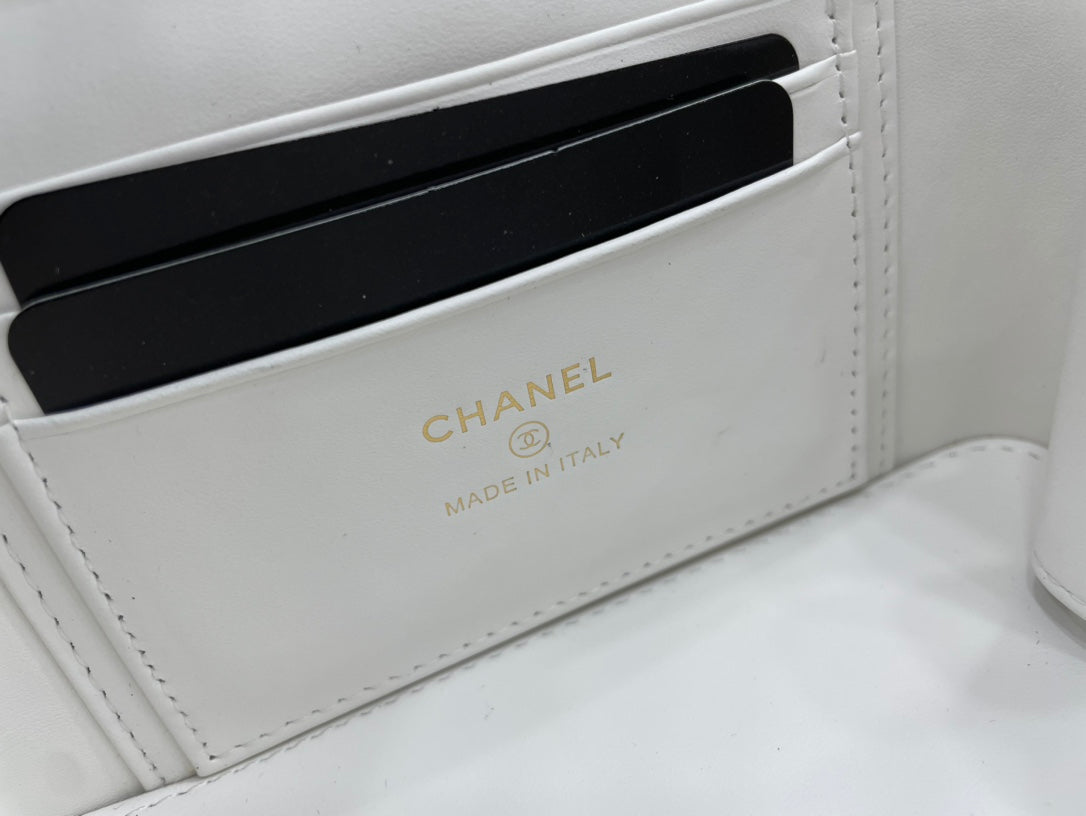 Chanel - Luxury Bag - CHL - 337