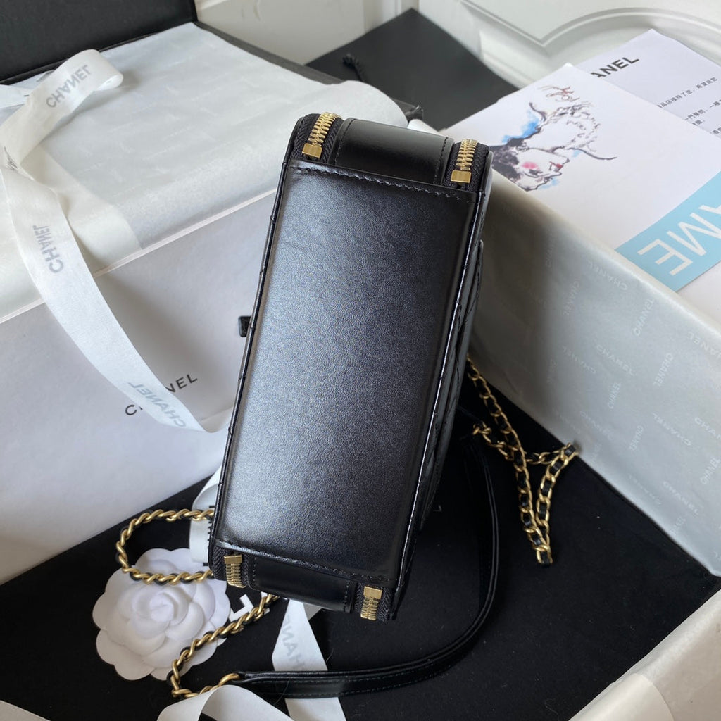 Chanel - Luxury Bag - CHL - 329