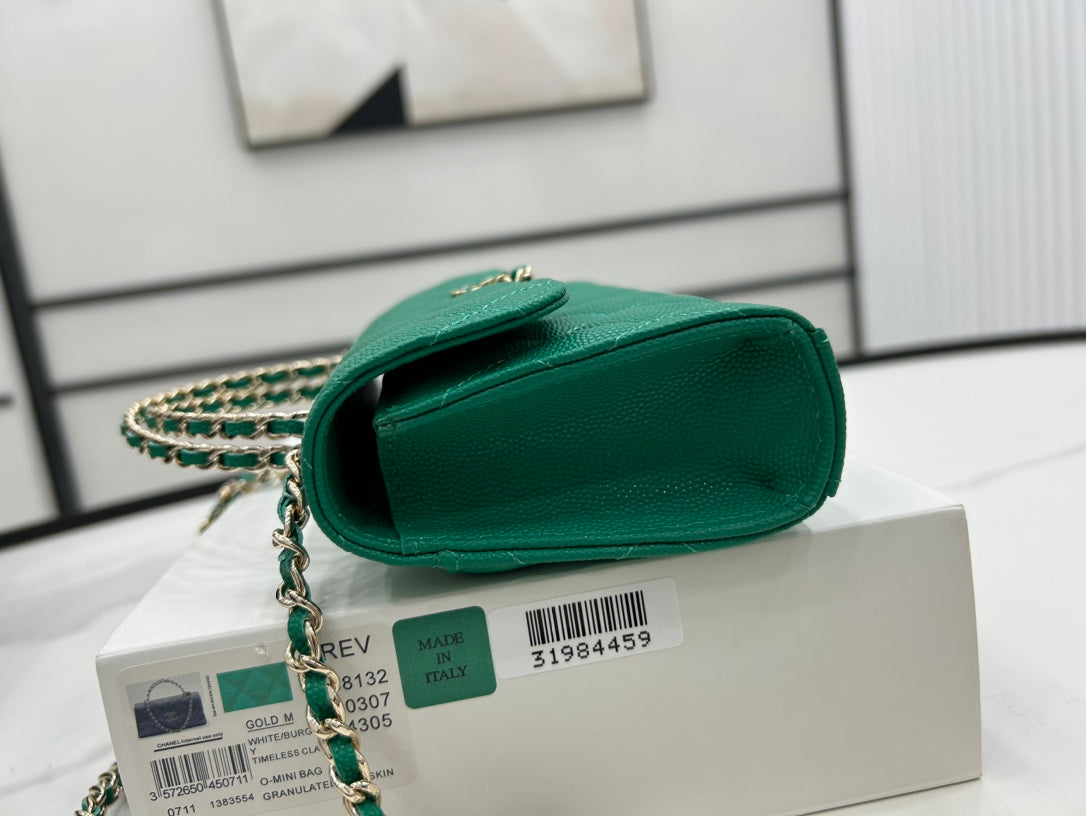 Chanel - Luxury Bag - CHL - 319