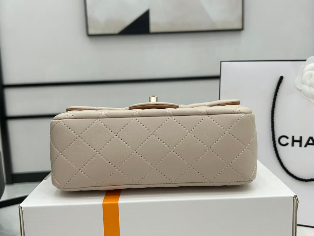 Chanel - Luxury Bag - CHL - 313