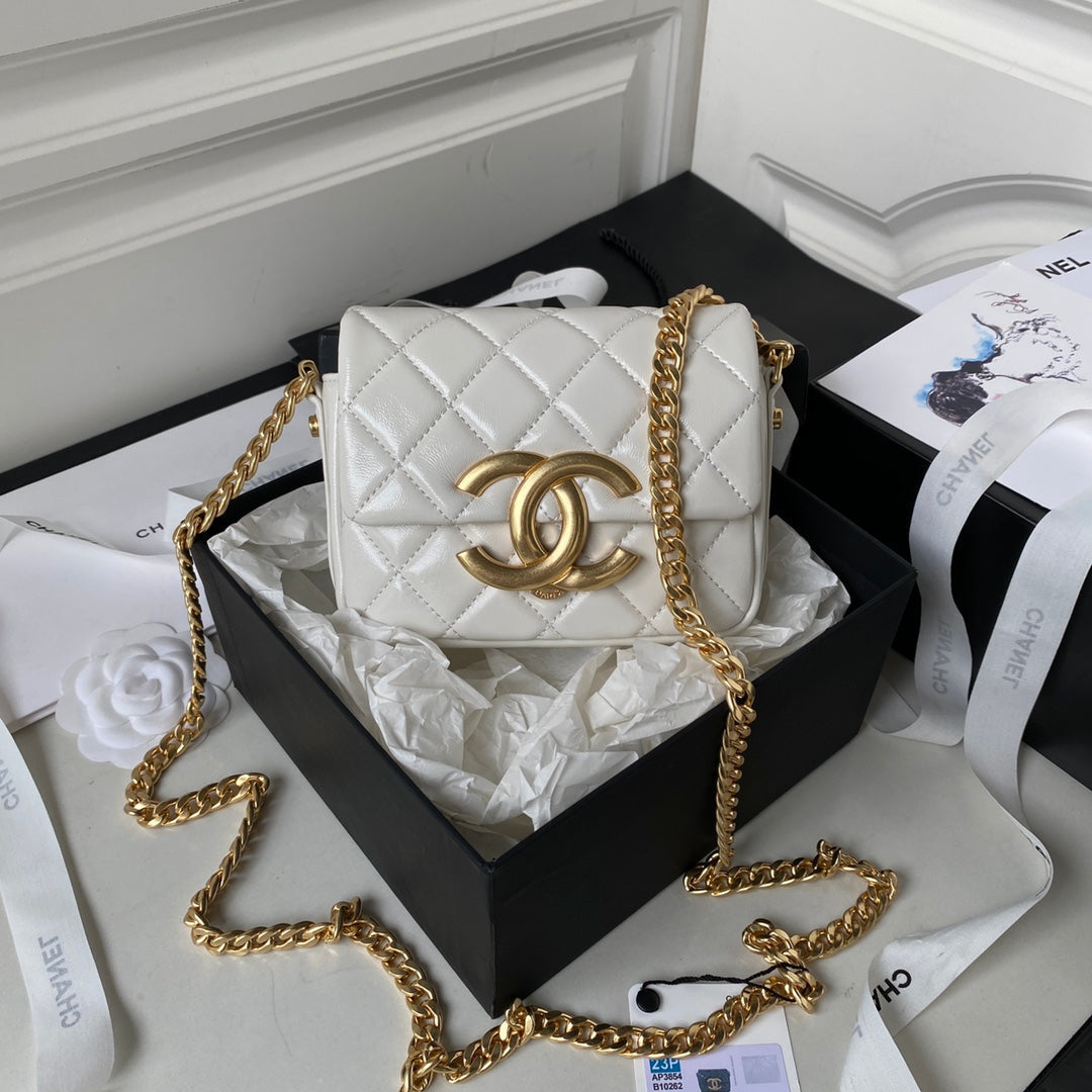 Chanel - Luxury Bag - CHL - 286