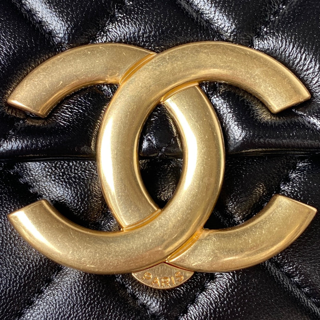 Chanel - Luxury Bag - CHL - 285