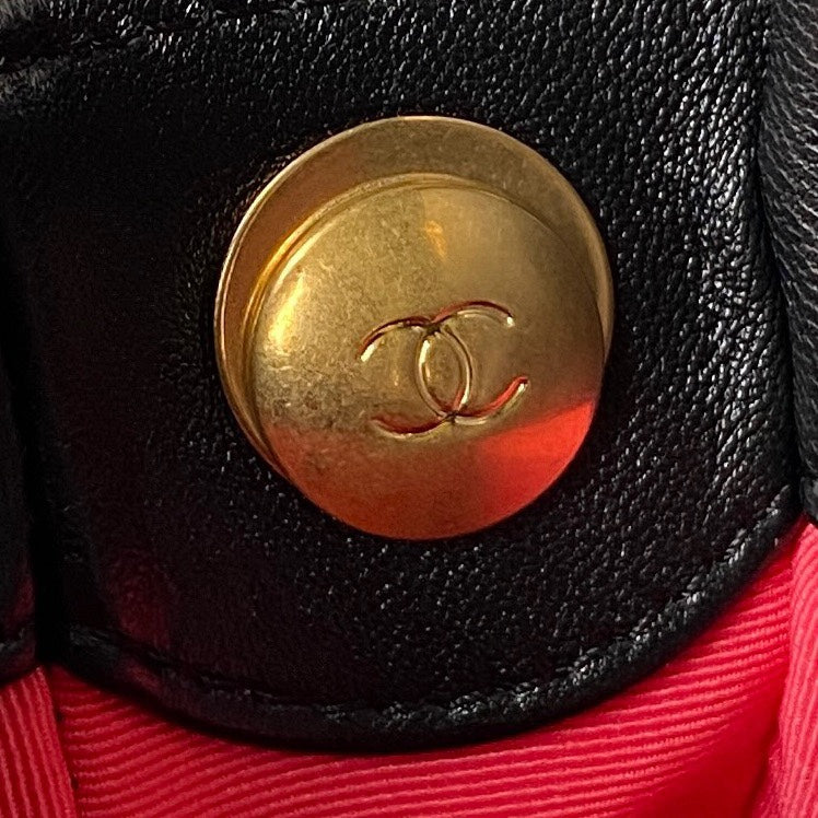 Chanel - Luxury Bag - CHL - 276