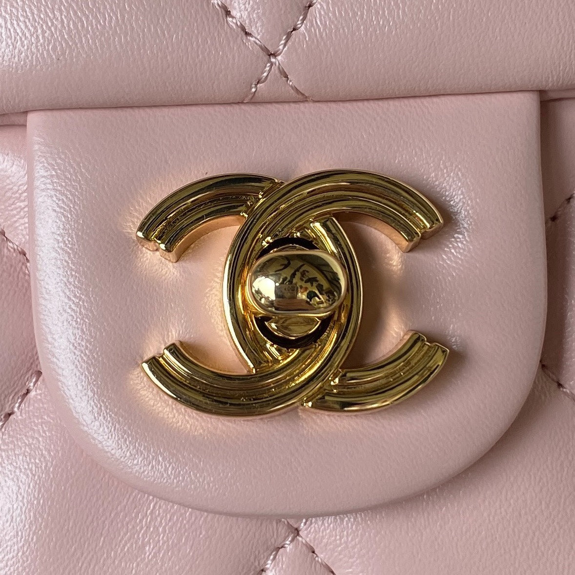 Chanel - Luxury Bag - CHL - 274