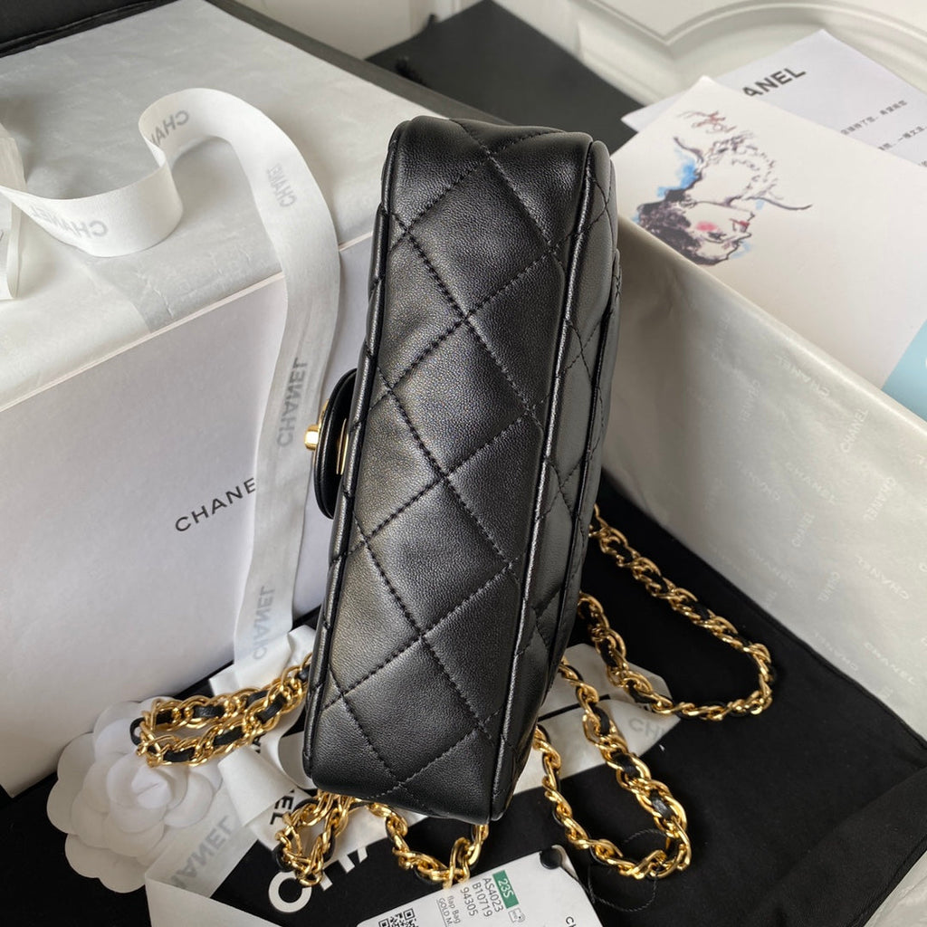 Chanel - Luxury Bag - CHL - 272