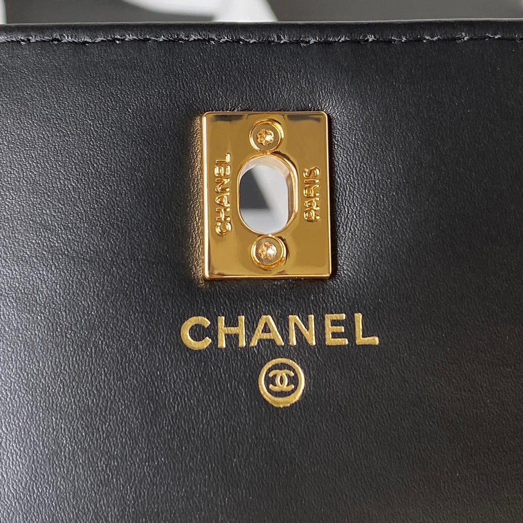 Chanel - Luxury Bag - CHL - 270