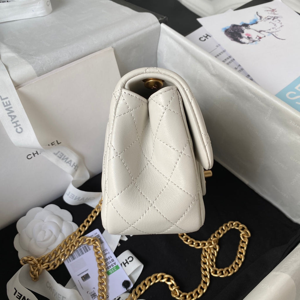 Chanel - Luxury Bag - CHL - 266