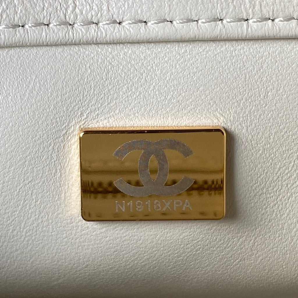 Chanel - Luxury Bag - CHL - 266