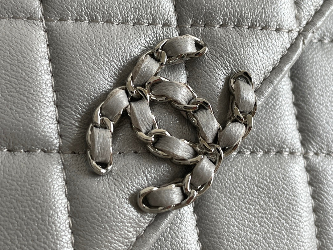 Chanel - Luxury Bag - CHL - 259
